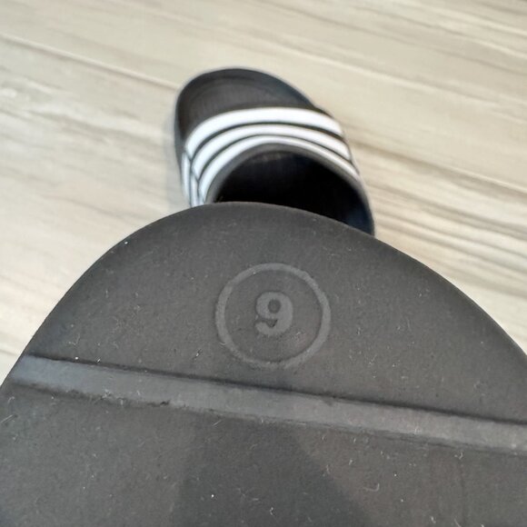 Adidas 3 Stripes Athletic Workout Slides Mens Slip On Sandals Logo Shoes Gym 9 - Picture 5 of 7